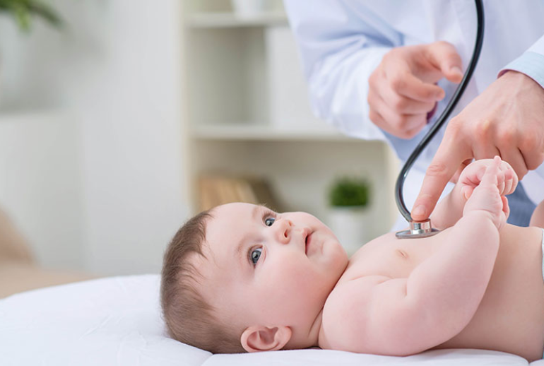 دکتر طب نوزادی